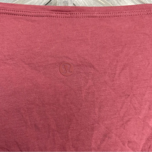 Lululemon Back In Action Long Sleeve Size 6 - Picture 6 of 10